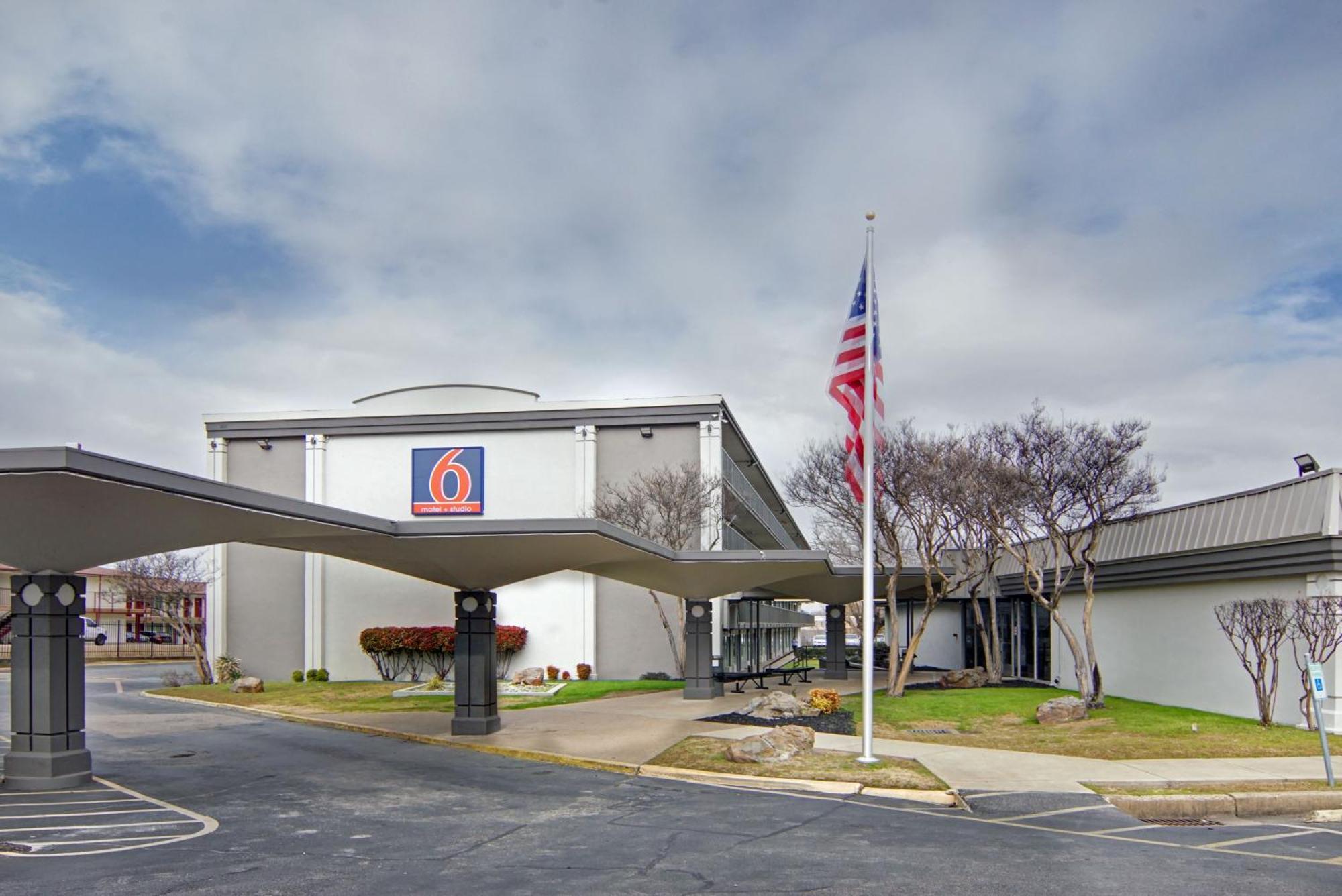Motel 6 Mesquite, Tx Town East Εξωτερικό φωτογραφία